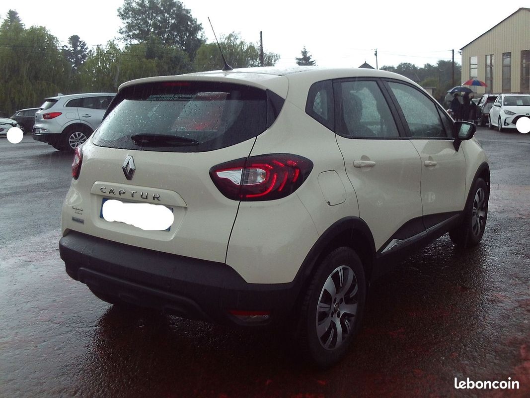 Renault CAPTUR SOCIETE 0.9 TCE 90CH BUSINESS (image 3)