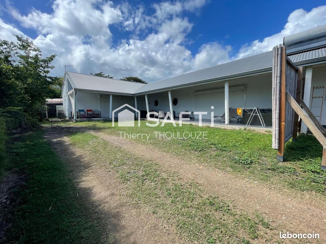 Maison 4 pièces 140 m² · à Basse-Terre · 140 m² · 1 780 €/mois
