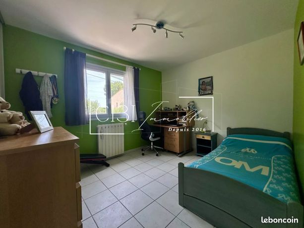 https://img.leboncoin.fr/api/v1/lbcpb1/images/a7/47/c3/a747c339269d210355b66bfed389d7cc3d49faca.jpg?rule=ad-image