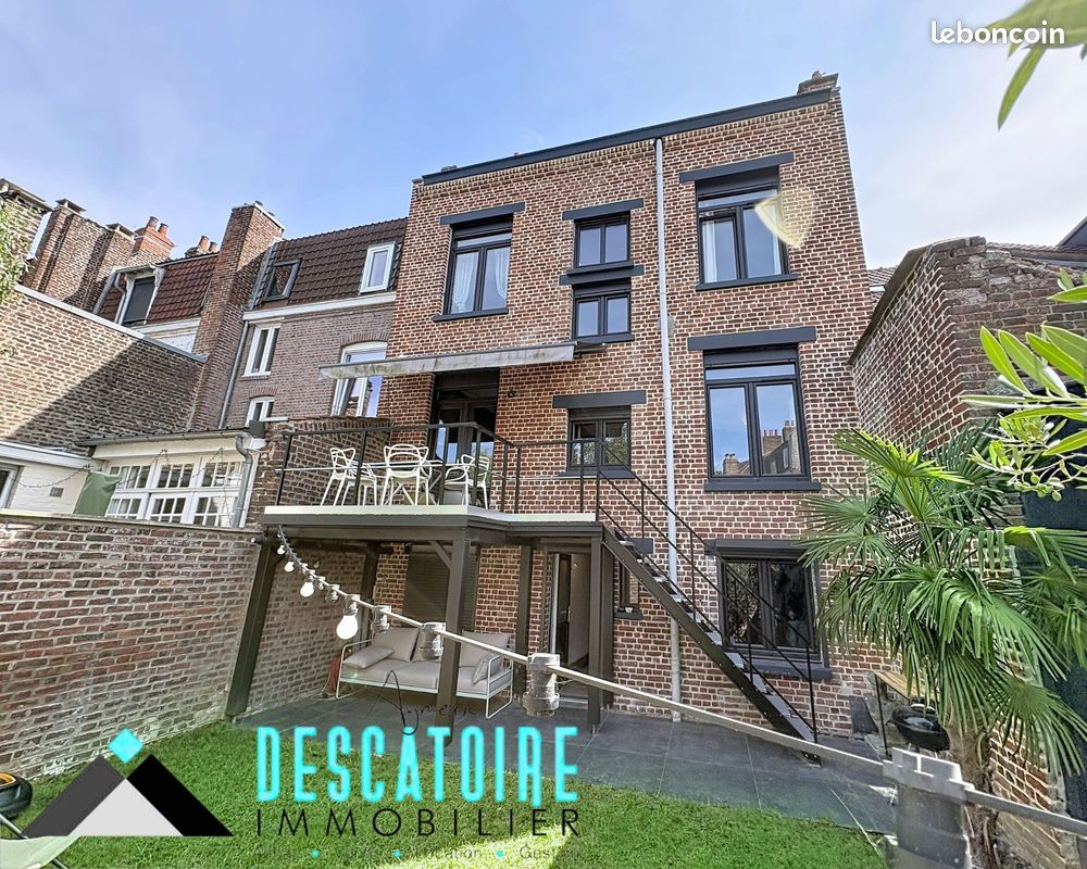 Maison 8 pièces 175 m² · à Lambersart · 175 m² · 749 000 €