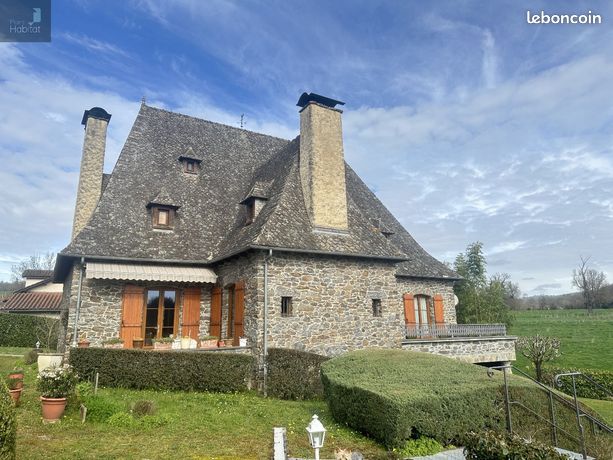 Maison 8 pièces 231 m²