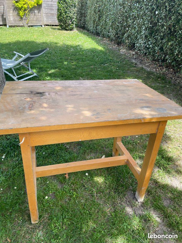 Table troupe militaire (image 1)