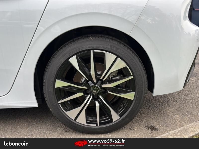 Peugeot 308 Plug-In Hybrid 195ch Allure e-DCS7 (image 11)