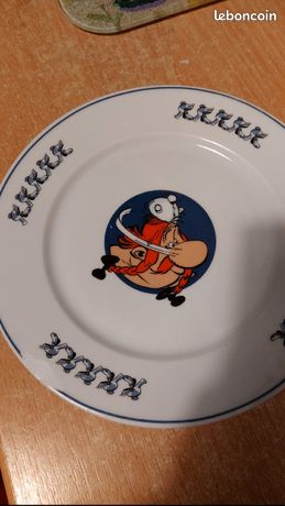 8 assiettes plates porcelaine de Limoges