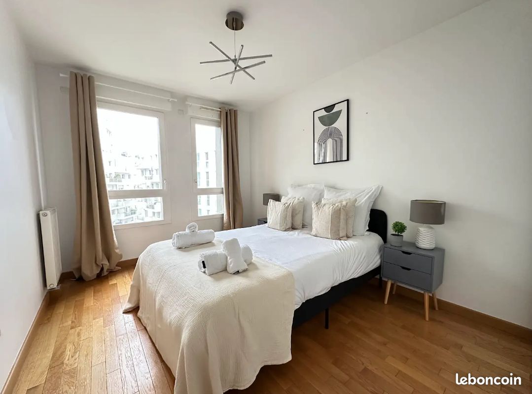 Appartement 4 pièces 64 m² · à Issy-les-Moulineaux · 64 m² · 2 500 €/mois