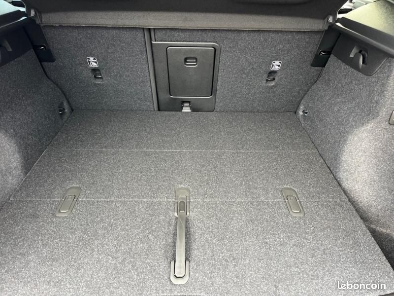 Volvo XC40 B3 163ch Lounge Edition DCT 7 (image 12)