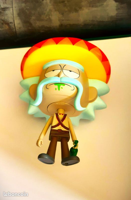 Figurine Funko Rick avec sombrero série Rick & Morty (image 1)