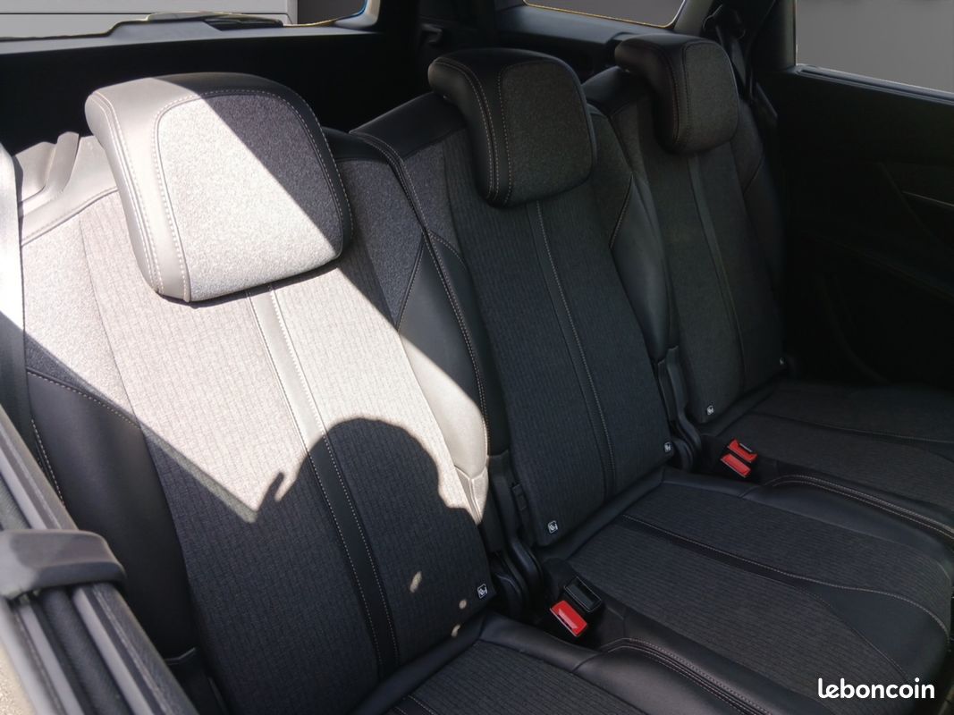 PEUGEOT 5008 130Ch Garantie 12 mois (image 19)