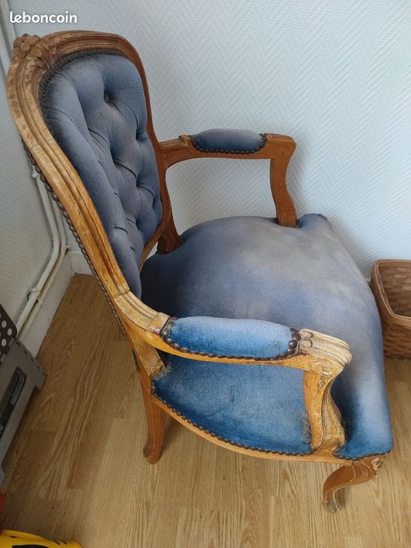Fauteuil ancien à restaurer (image 3)