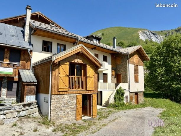 Maison 2 pièces 61 m²