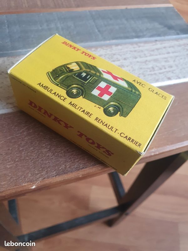 Jouet Ancien Dinky - Ambulance D'Après-Guerre - Collection