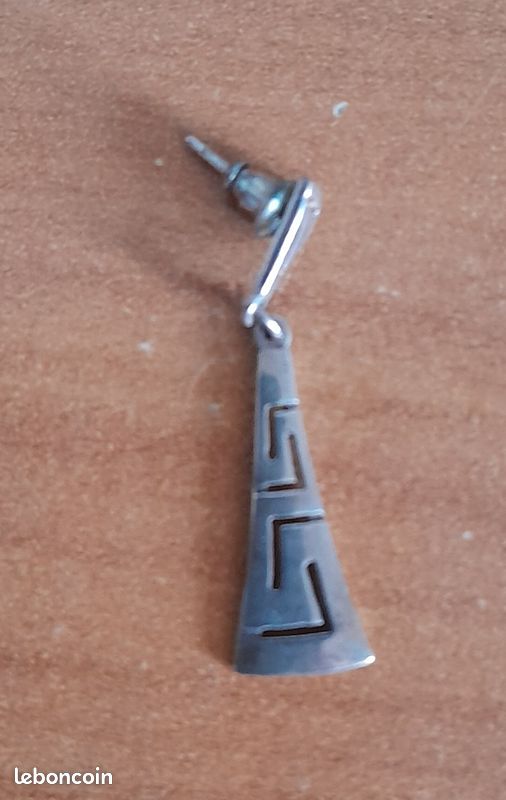 Boucle d oreille (image 2)