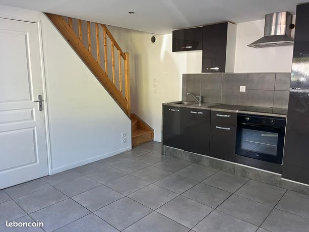 🏠 Charmant T2 duplex 31 m² – Centre de Troarn – 590 /mois