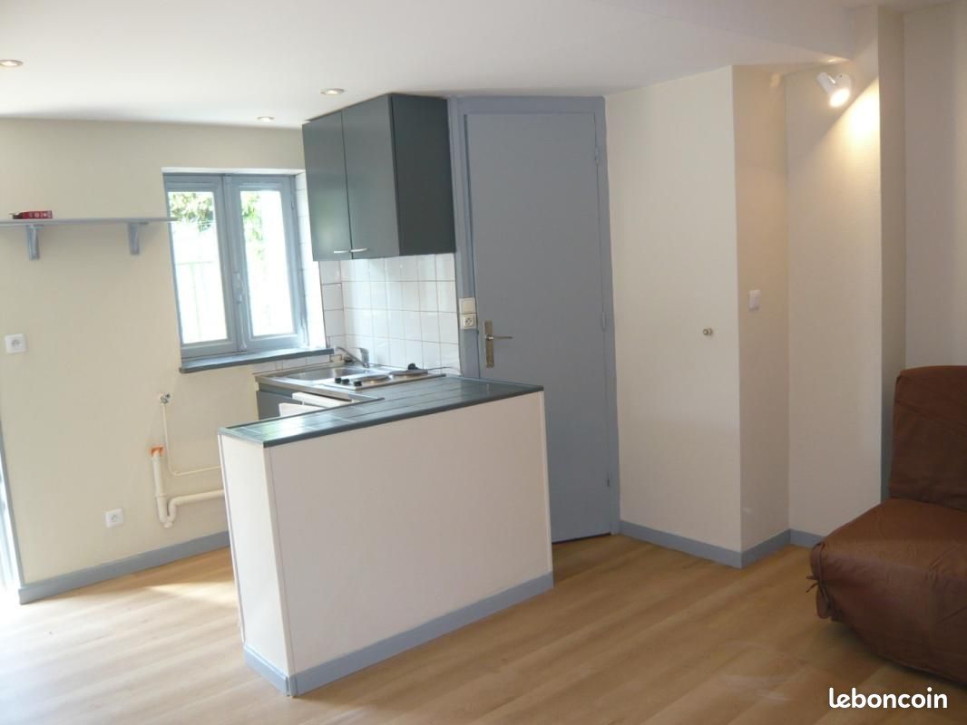 Appartement 1 pièce 18 m² · à Loyettes · 18 m² · 395 €/mois