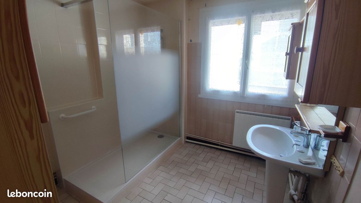 Appartement 4 pièces 108 m² · à Nevers · 108 m² · 880 €/mois