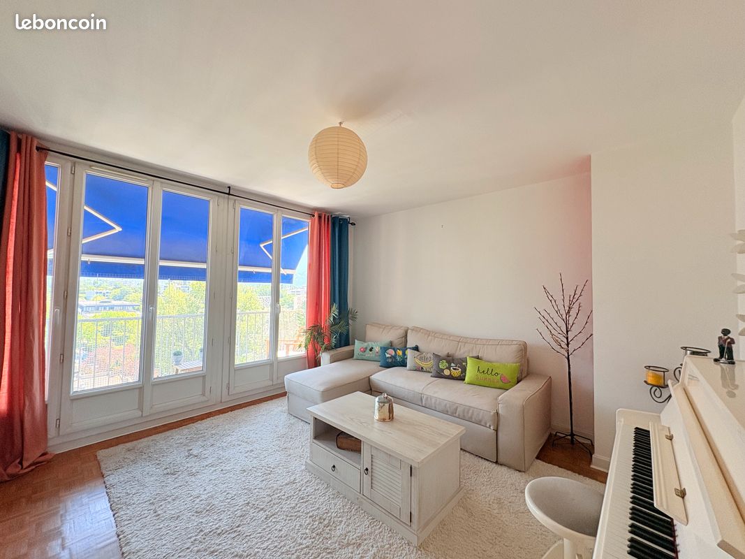 Appartement 3 pièces 56 m² · à Meylan · 56 m² · 163 000 €