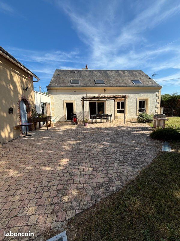 Maison 6 pièces 135 m² · à Saint-Ouen-en-Belin · 135 m² · 235 000 €
