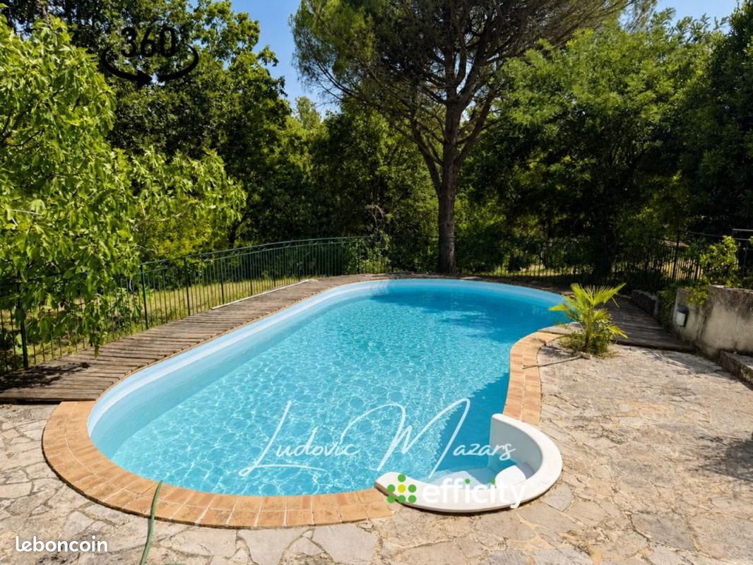 Maison 6 pièces 215 m² · à Moissac · 215 m² · 249 000 €