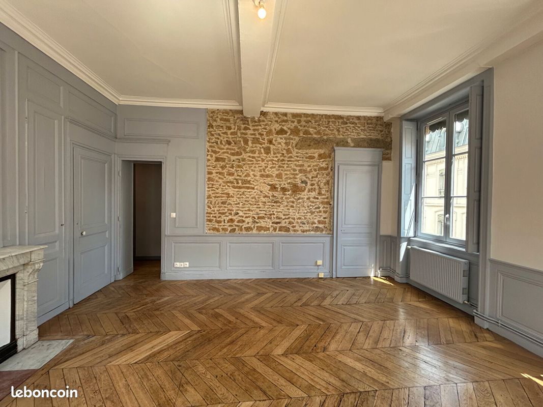 Appartement 5 pièces 135 m² · à Lyon · 135 m² · 1 900 €/mois