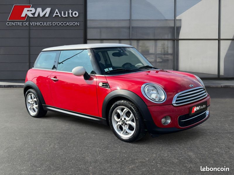 Mini MINI COOPER D 112CH (image 1)