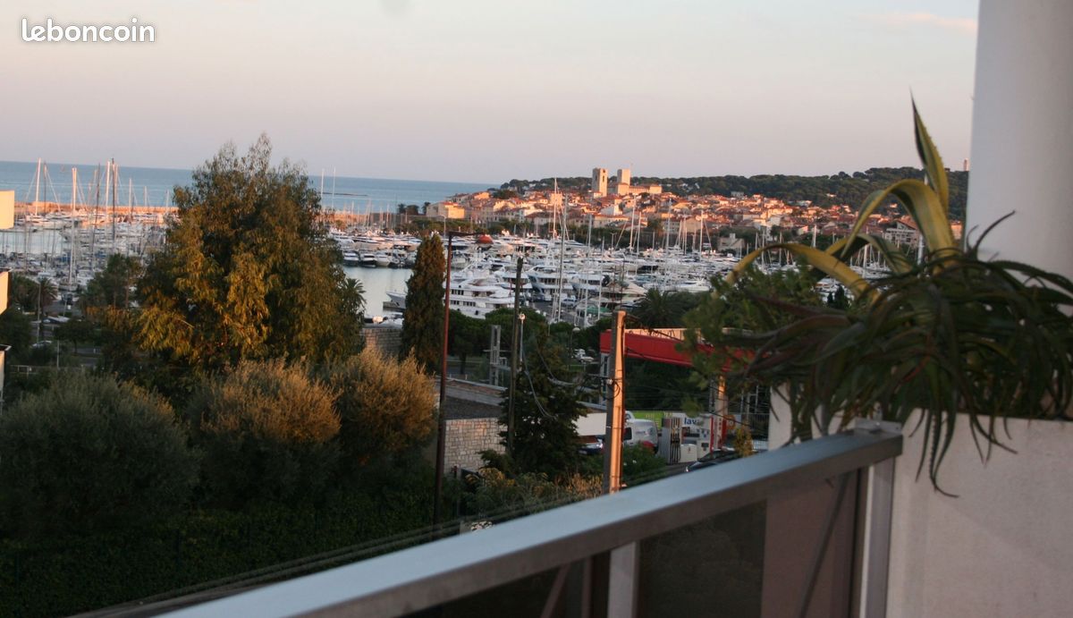 Appartement 2 pièces 40 m² · à Antibes · 40 m² · 900 €