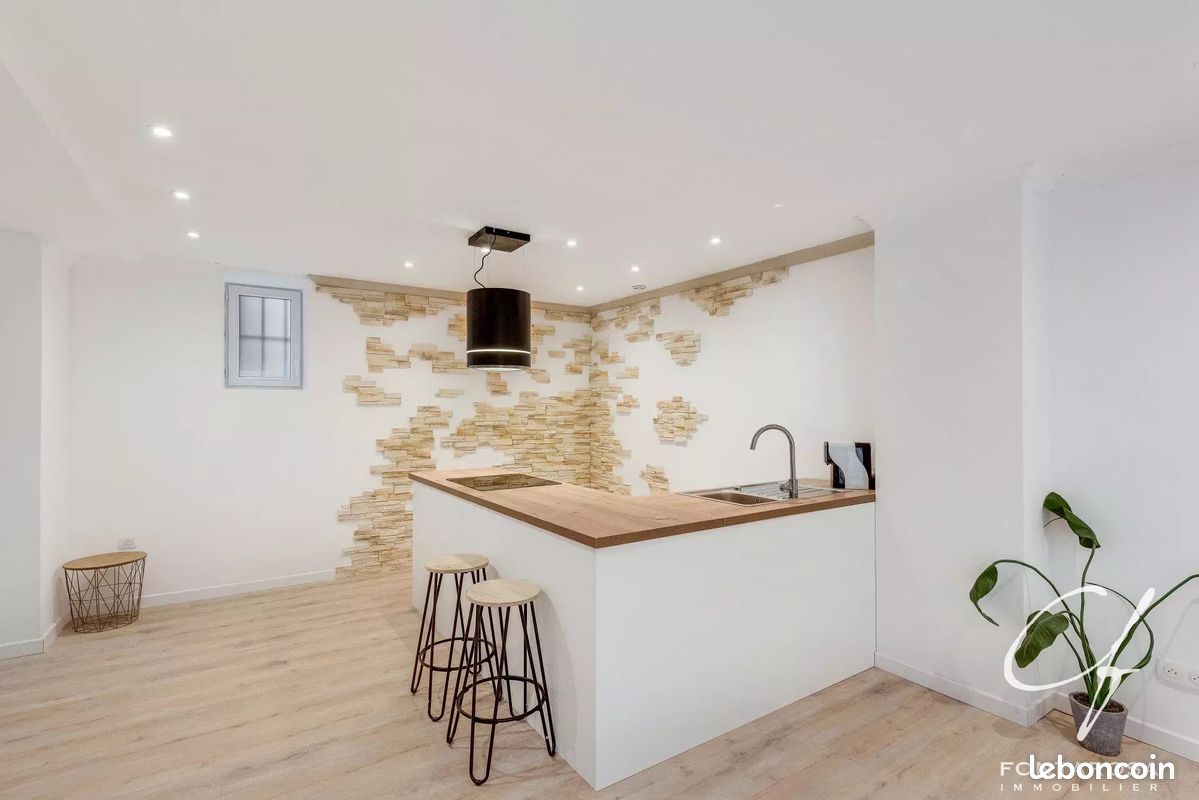 Appartement 2 pièces 80 m² · à Fréjus · 80 m² · 219 000 €