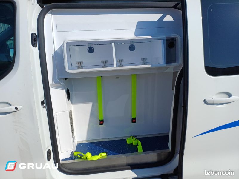 Citroen JUMPY III L2H1 AMBULANCE GIFA GRUAU 2.0 HDI 120 CH 7CV BM SUSPGIFA CONFORT (image 5)
