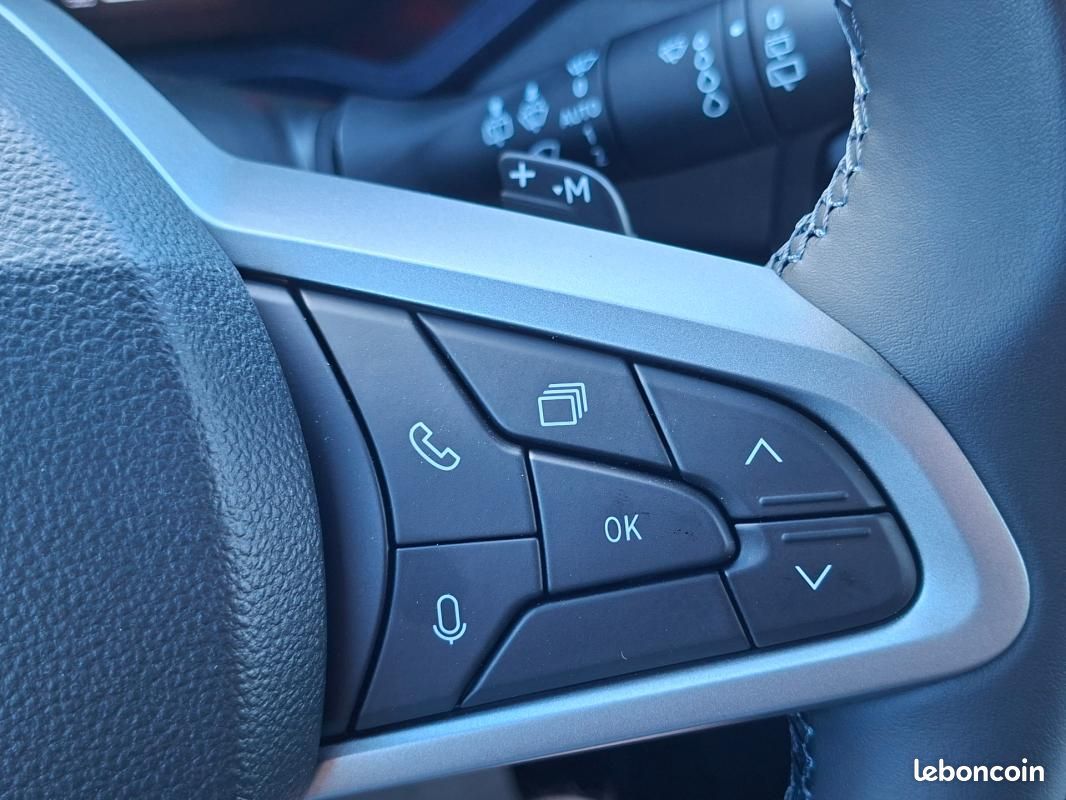 Dacia Duster Hybrid-G 150 4x4 Expression + peinture metallisee (image 28)