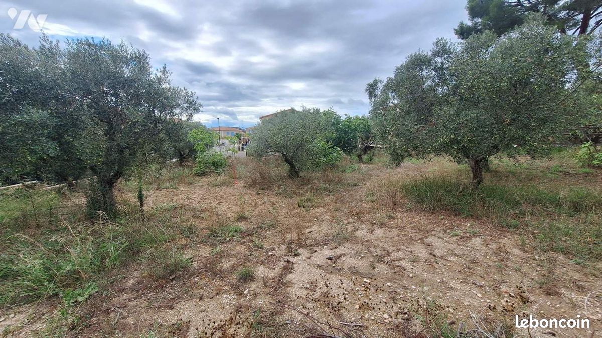 Terrain 462 m² · à Lançon-Provence · 462 m² · 228 800 €