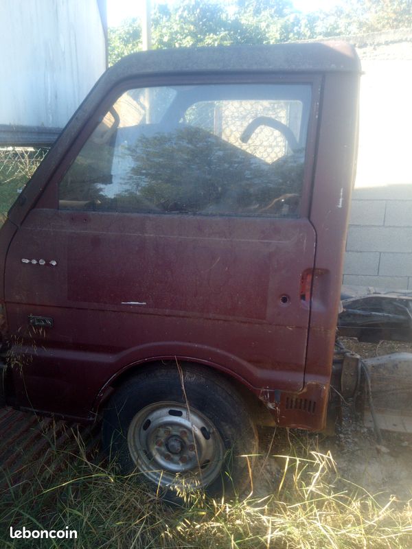 Châssis Mazda bongo E 2200 (image 1)