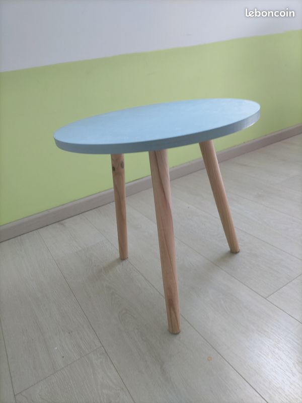 Table d appoint (image 2)