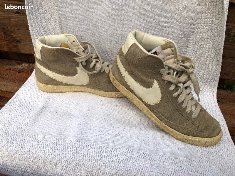 Nike daim gris (image 1)