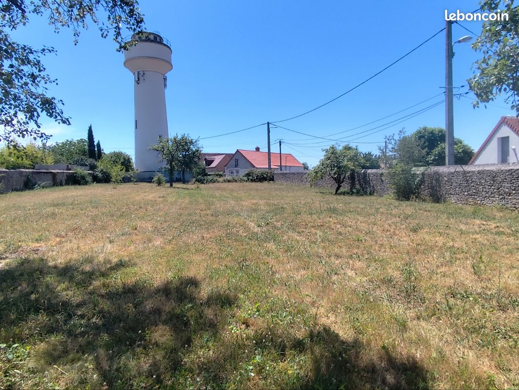 Terrain à vendre · à Le Pêchereau · 39 500 €