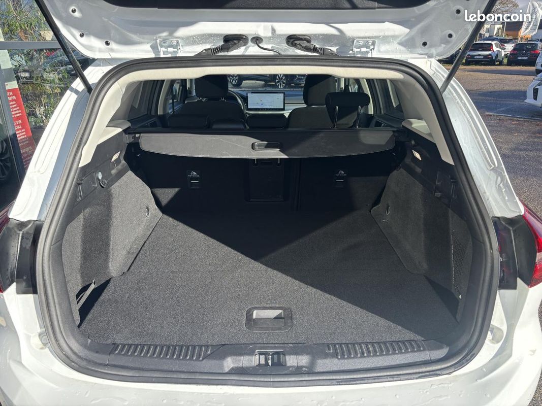 FORD FOCUS SW 1.0 Flexifuel mHEV 125 ch PowerShift S&S Titanium X Business (image 9)