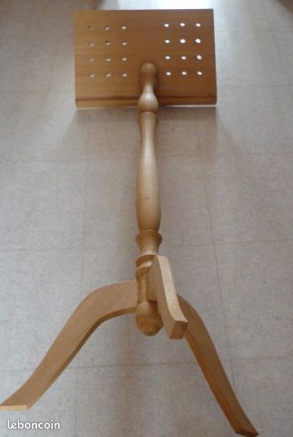 Lutrin-pupitre °fabrication artisanale° (image 1)