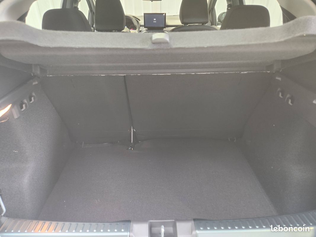 DACIA Sandero TCe 100 Expression (image 9)