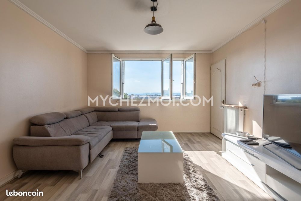 Appartement 4 pièces 71 m² · à Villeurbanne · 71 m² · 140 000 €