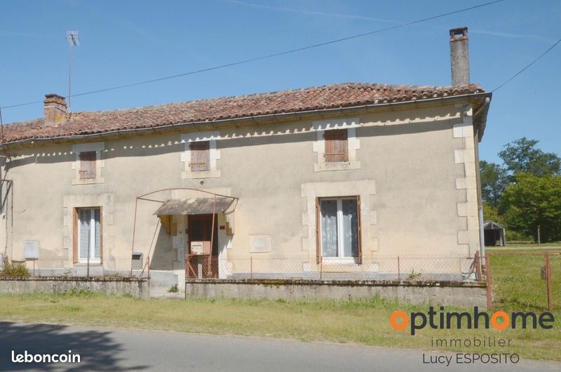 Maison 3 pièces 86 m² · à Alloue · 86 m² · 62 000 €