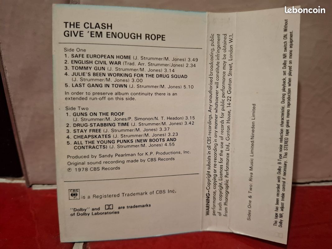 K7 cassette audio THE CLASH GIVE EM ENOUGH 1978 UK version ROPE (image 3)