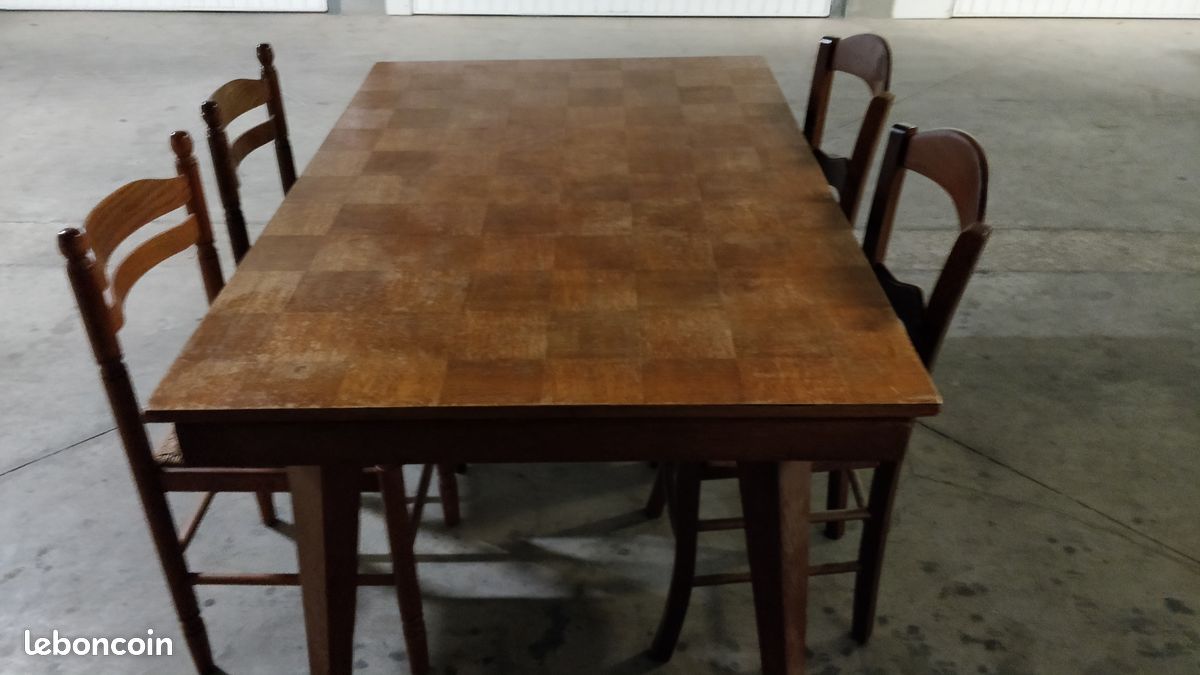Table ancien des années 60 et 70 (image 2)