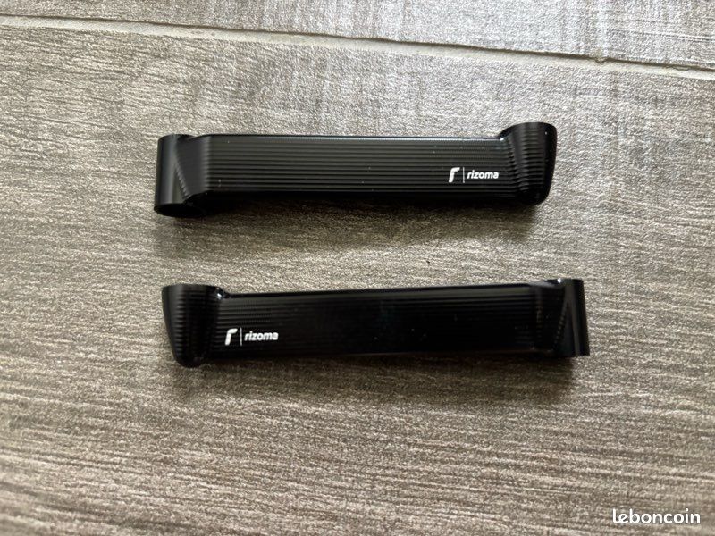Kit montage clignotant Rizoma pour Ducati Panigale (image 1)