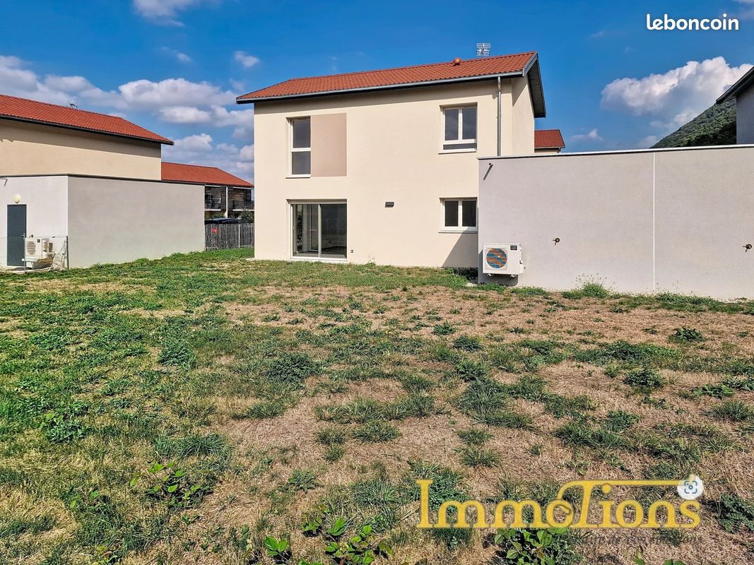 Maison 4 pièces 90 m² · à Cognin-les-Gorges · 90 m² · 275 000 €