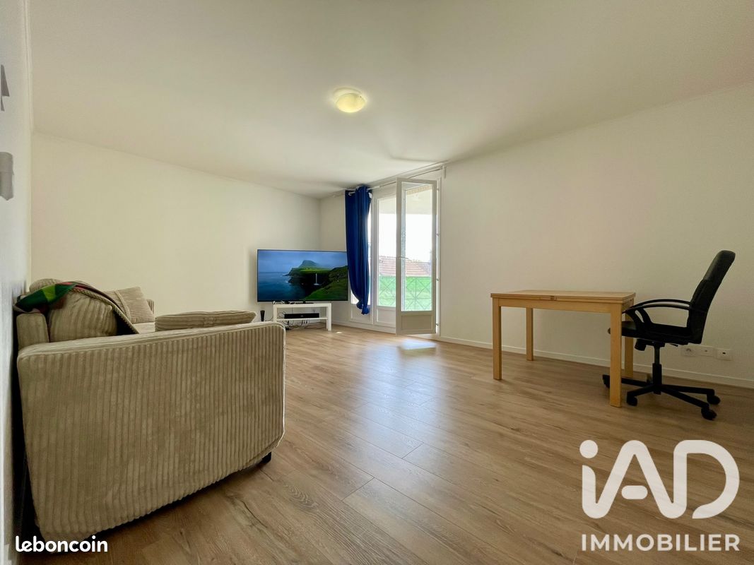 Appartement 3 pièces 68 m² · à Évry-Courcouronnes · 68 m² · 156 000 €
