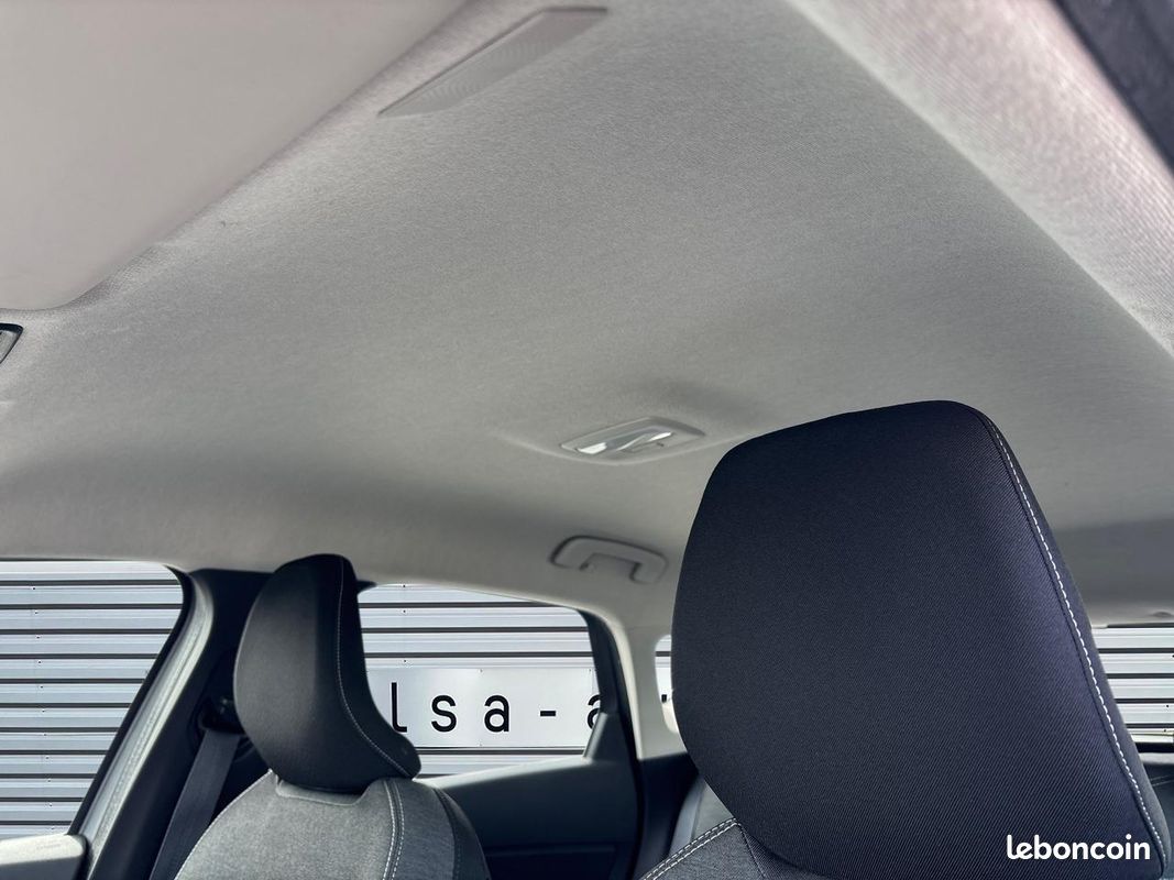 RENAULT CAPTUR 1.5 Blue dCi 115 Business (image 10)