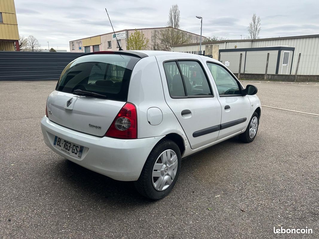 Renault Clio Campus 1.2 16v 75Ch (image 4)