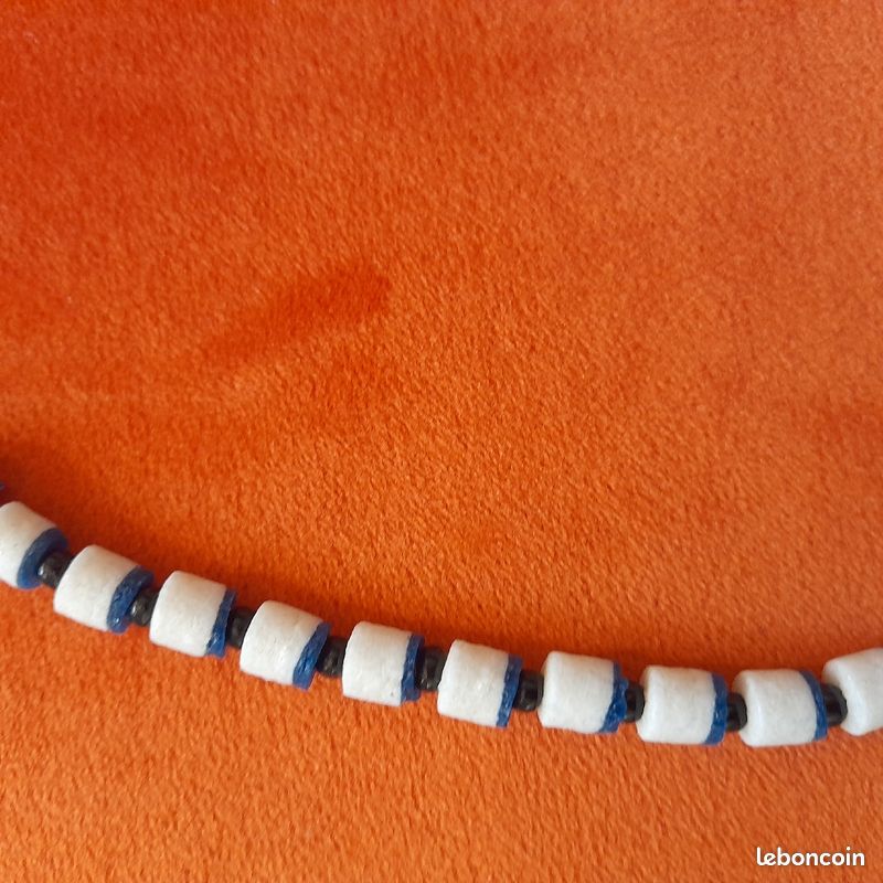 Collier original (image 2)