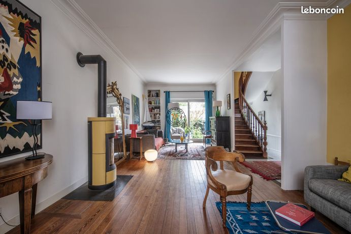 Maison 9 pièces 200 m² — 3
