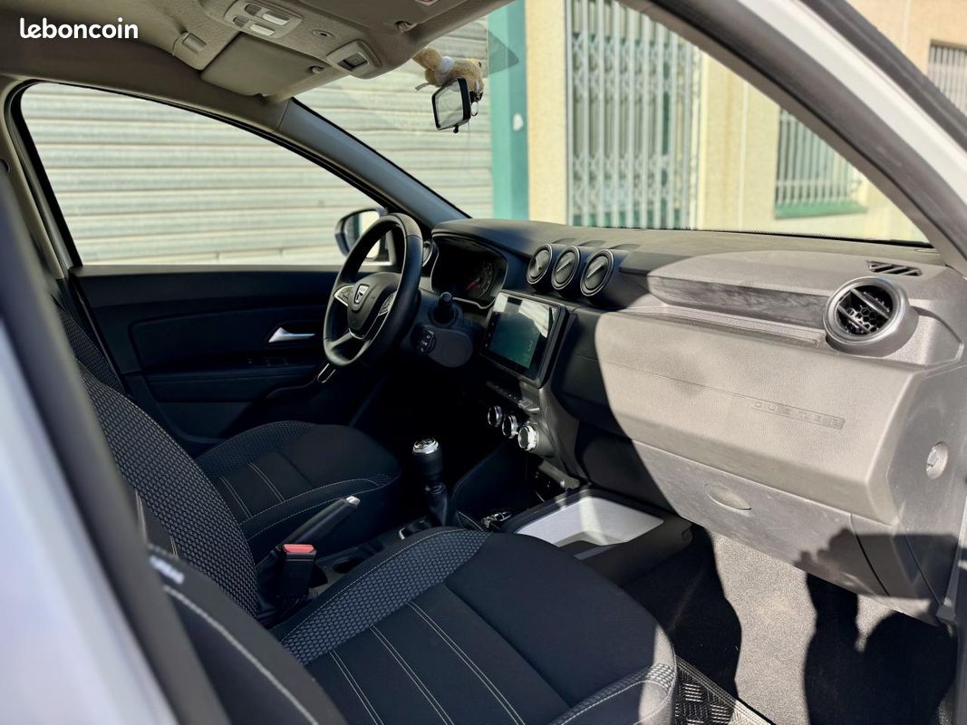 DACIA DUSTER 1.5 Blue dCi 115Ch Prestige (image 26)