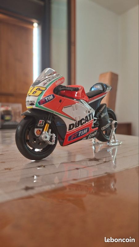 Motos miniatures Valentino Rossi (image 1)