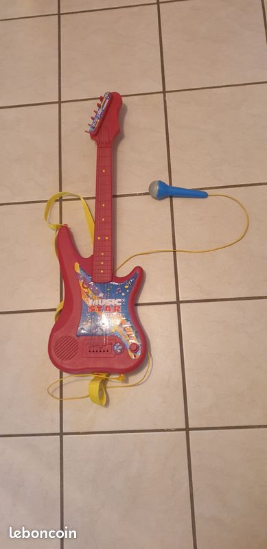 Guitare et son micro (image 2)